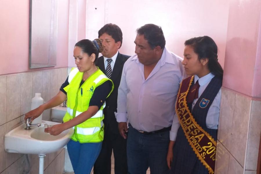 EPS Moquegua realiza monitoreo de la calidad del agua con usuarios de diferentes instituciones educativas